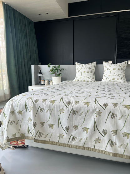 Snowflower Bedcover